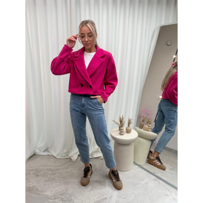 Kurtka o kroju marynarki...